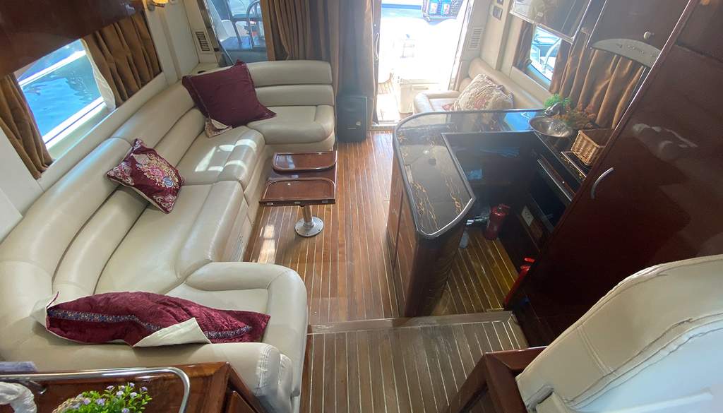 Dubai Marin 50