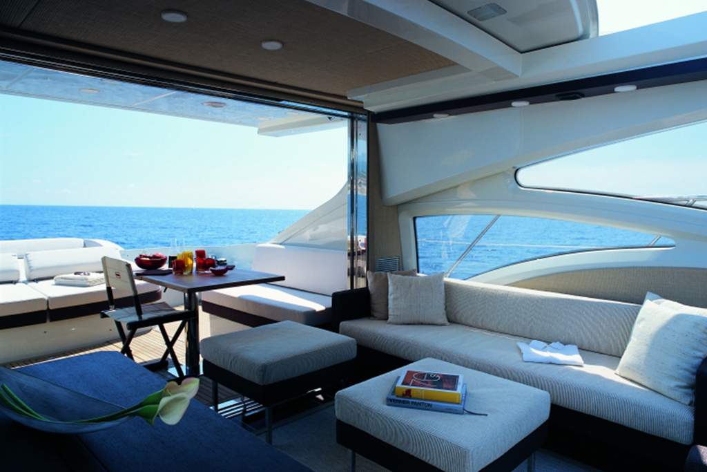 Azimut 68s
