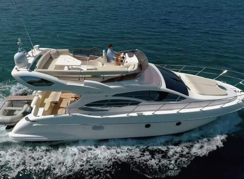 Azimut 43 — Velvet Yachts