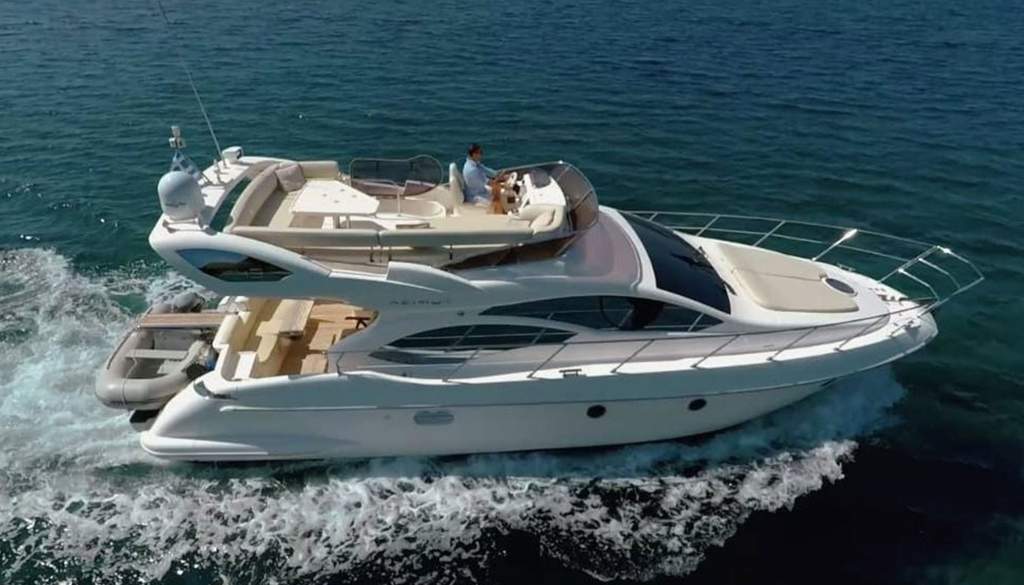 Azimut 43