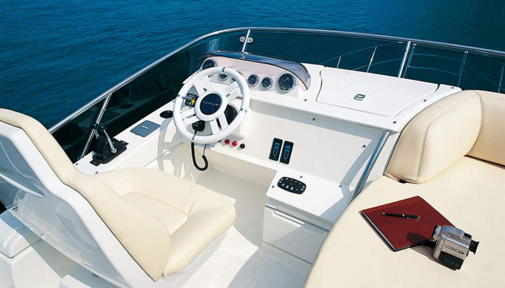 Azimut 43