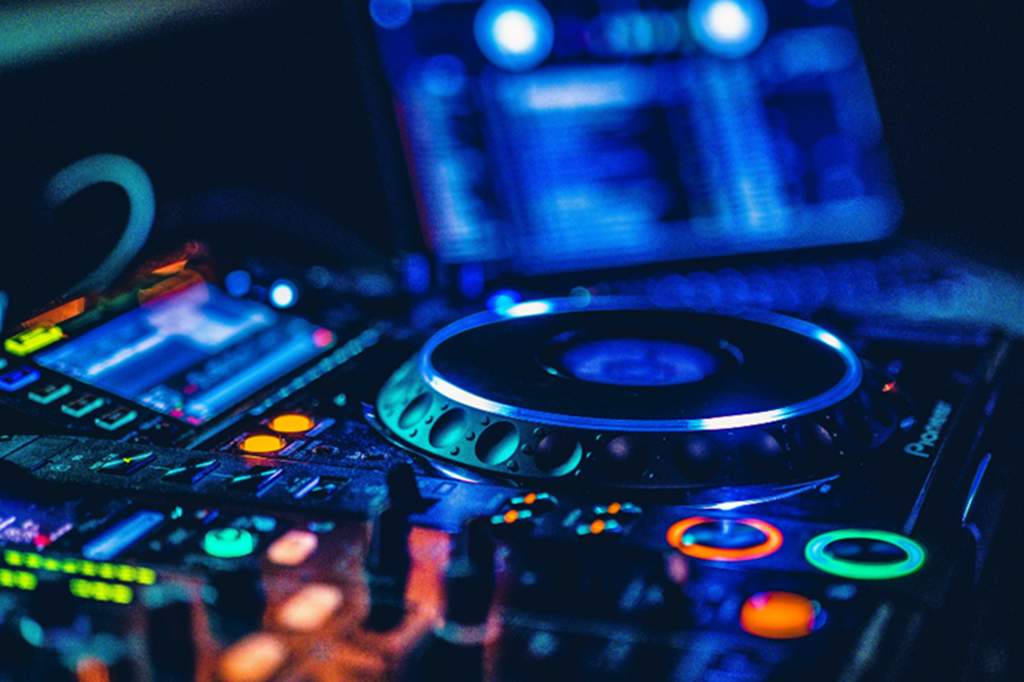 Djs & Pro Sound System