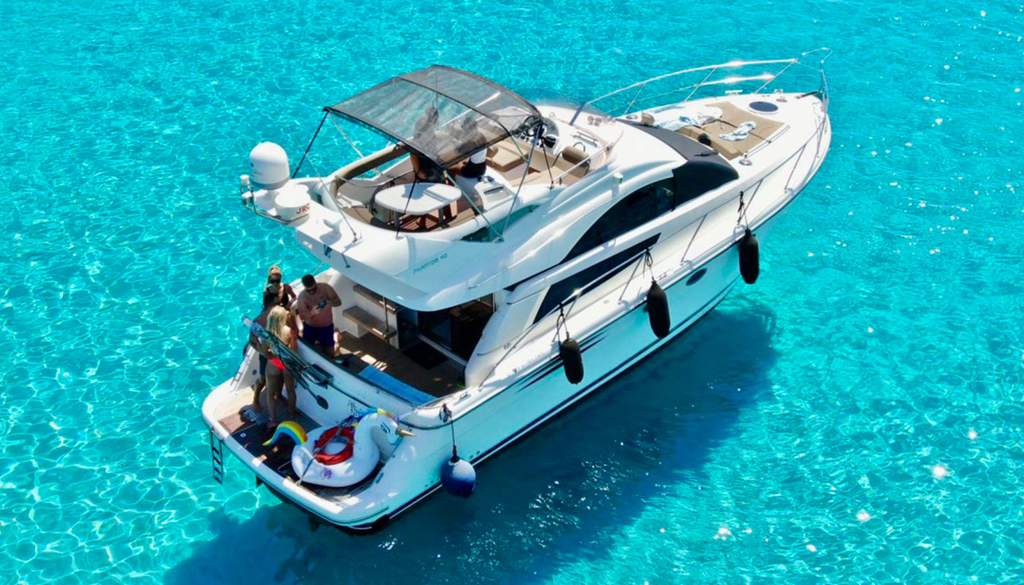 Fairline Phantom