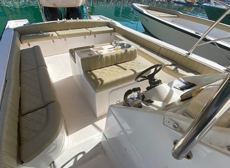 V4 L.Y. – DT 1705 — Velvet Yachts