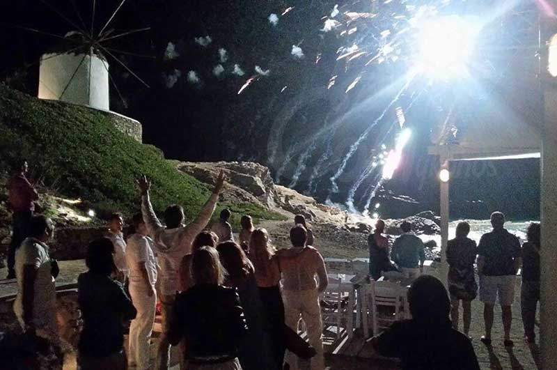 Live Greek Music on Board