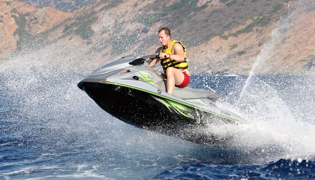 180HP Power Jet Ski at Super Paradise