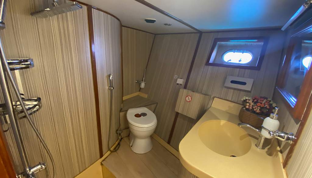 Dubai Marin  82