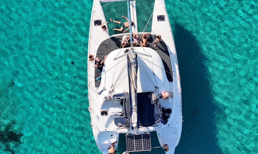 Lagoon 38