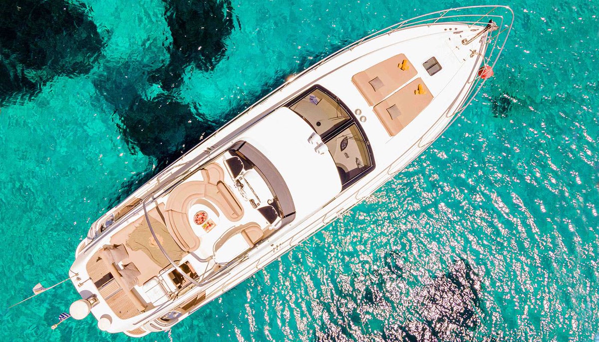 Azimut 58