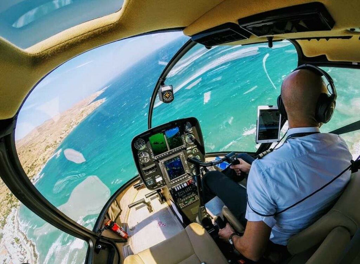 Robinson R66 SX- --- id: 172661 (initial base SANTORINI)