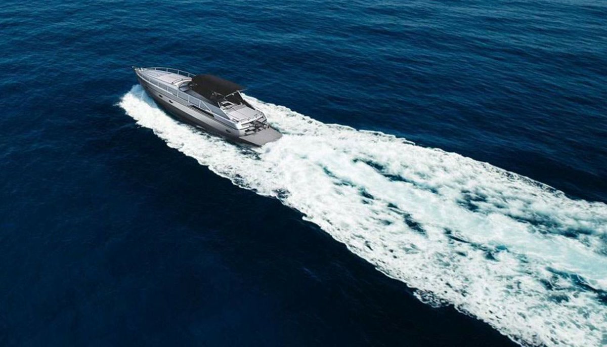 Pershing 40