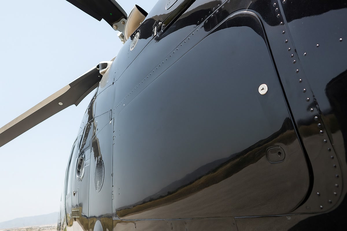 Agusta A109C SX-HSK id: 695 (initial base ATHENS)
