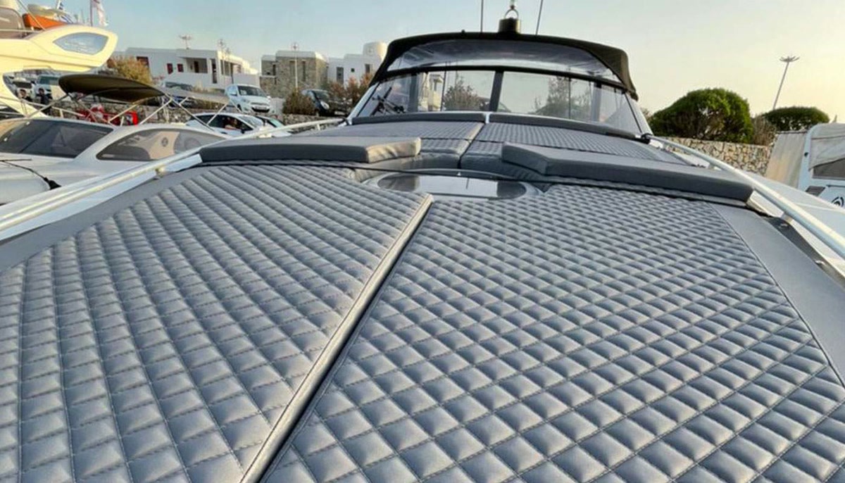 Pershing 40
