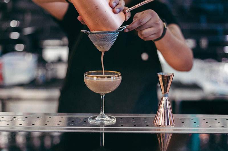 Open Bar – Mixologist on Βoard – “PREMIUM” — Velvet Yachts