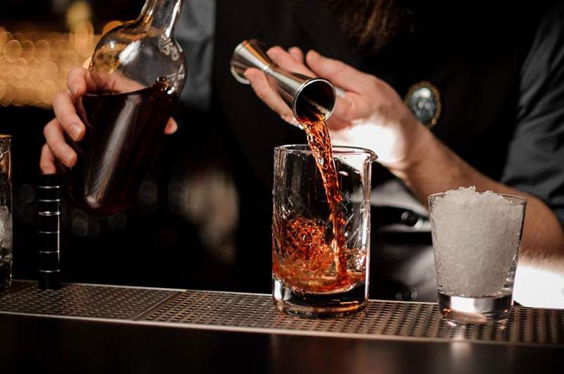 Open Bar – Mixologist on Βoard – “BASIC” — Velvet Yachts
