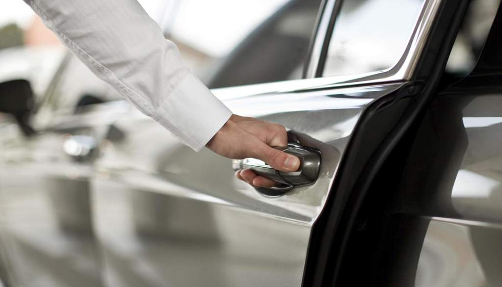 VIP Transportation Service - up to 4 Persons -