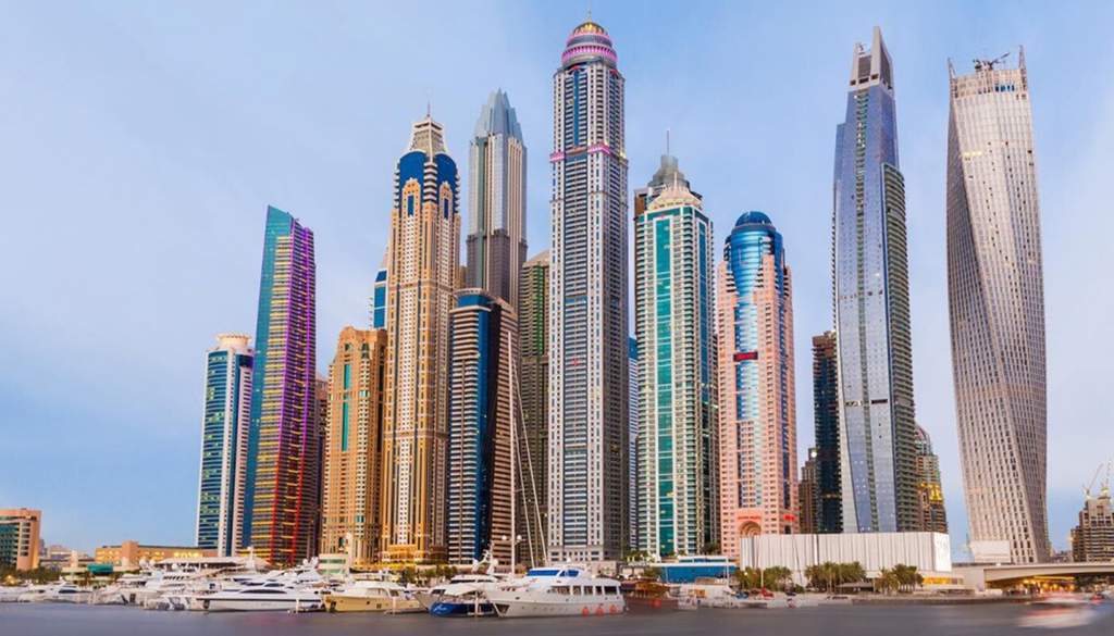 Dubai -> Crescent Moon Island
