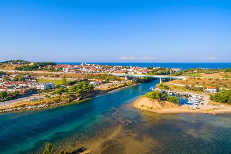 Chalkidiki -> Coastline of the First Peninsula
