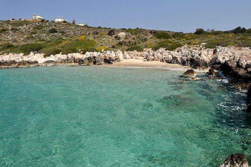 Chania -> Thodorou Island OR Maherida