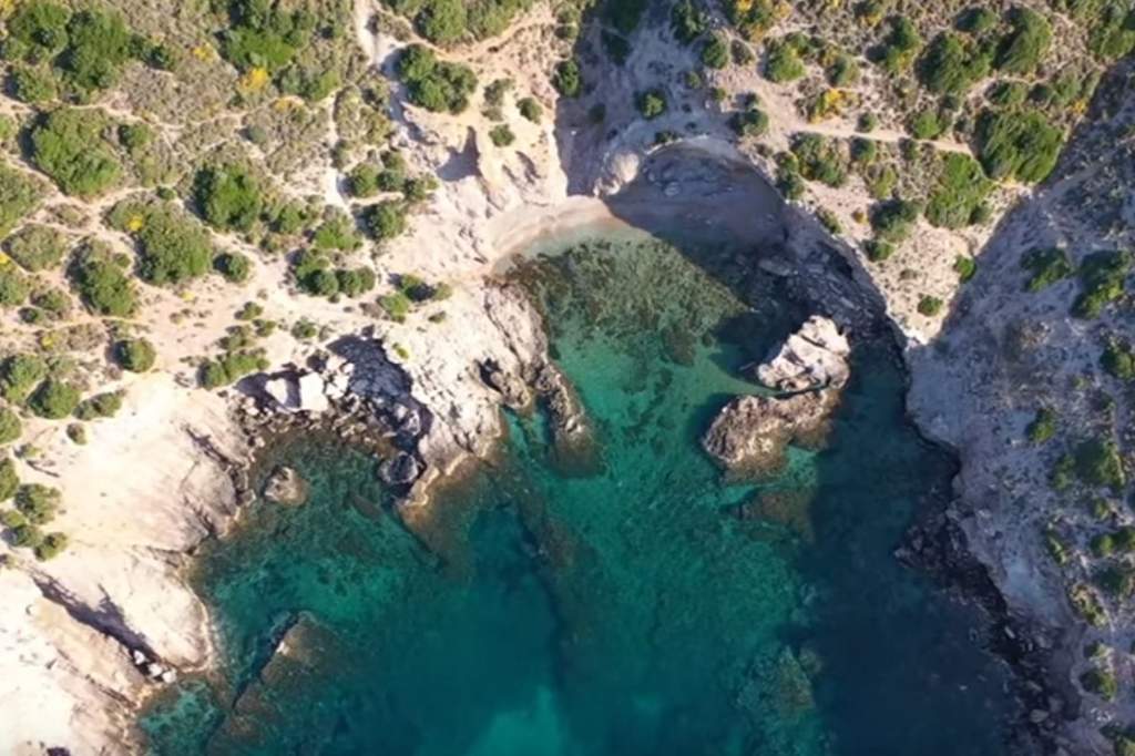 Mykonos -> Athens (Lavrio)