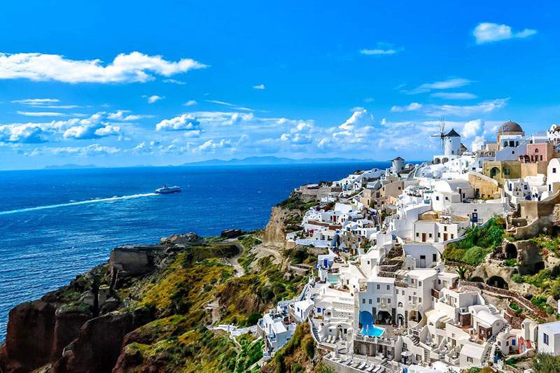 Chania -> Santorini (first night no charged)